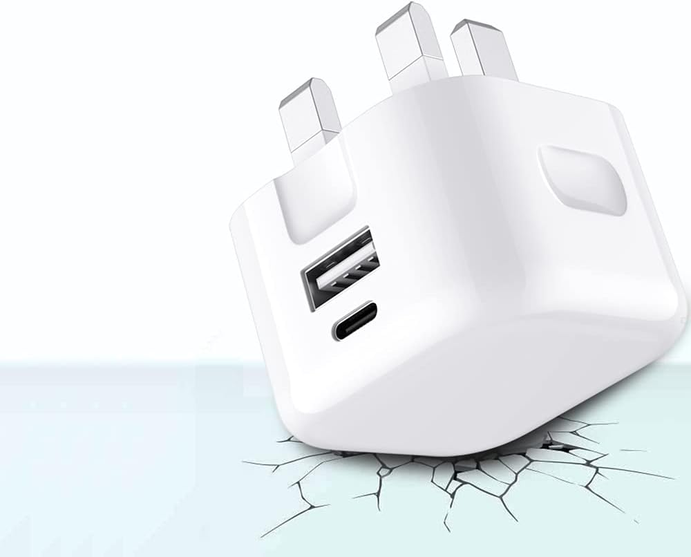 5 Pc accessories set for iPhone - PD Plug / Car charger / Folding charger + data cable + gel case + earphones + protector - Bundle deal